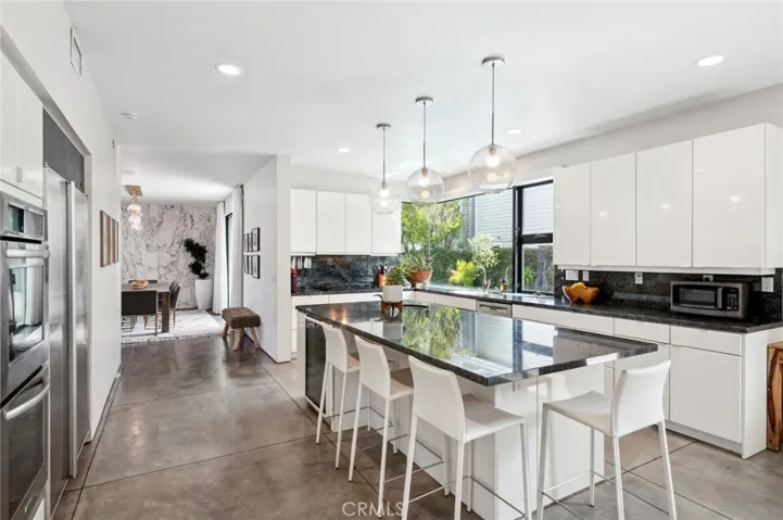 2831 Ridge Drive, Laguna Beach, California 92651