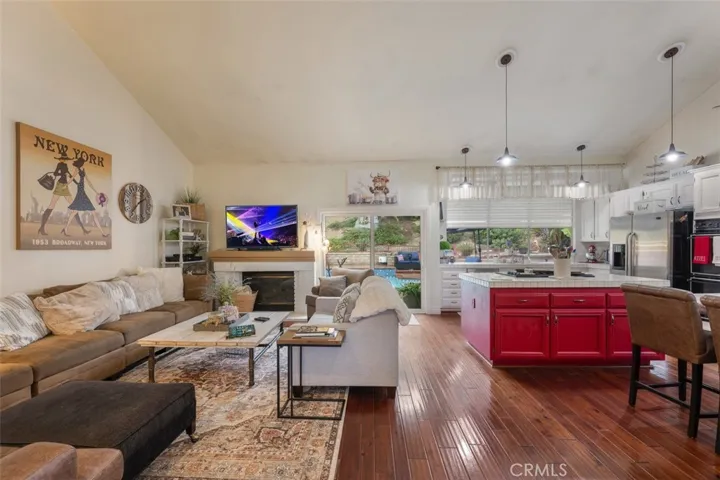 5390 Los Monteros, Yorba Linda, California 92887