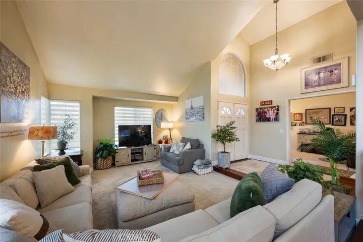 5390 Los Monteros, Yorba Linda, California 92887