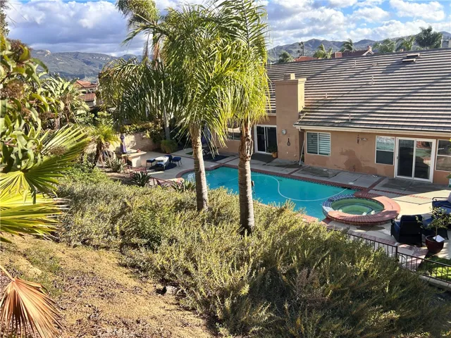5390 Los Monteros, Yorba Linda, California 92887