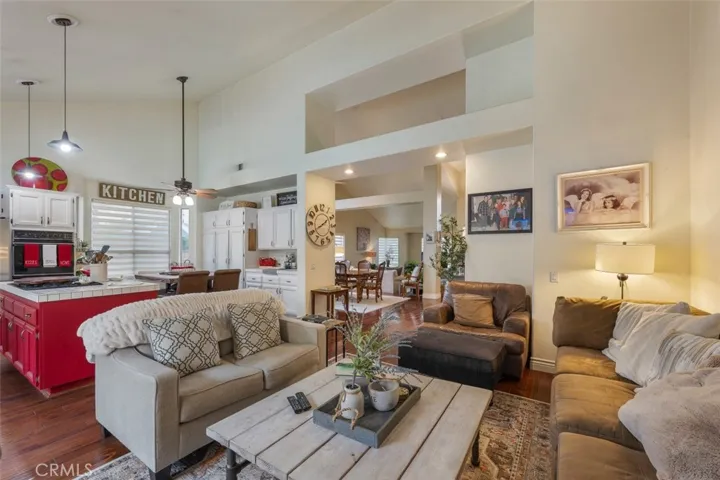 5390 Los Monteros, Yorba Linda, California 92887
