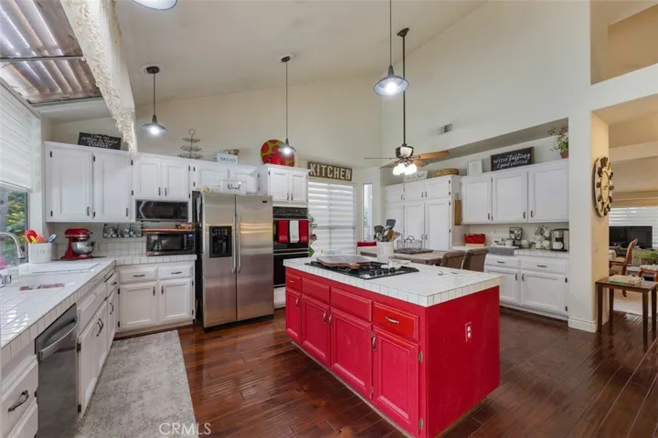 5390 Los Monteros, Yorba Linda, California 92887