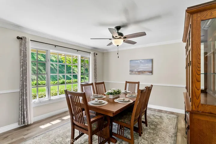 Step down front dining room overlooking lawn