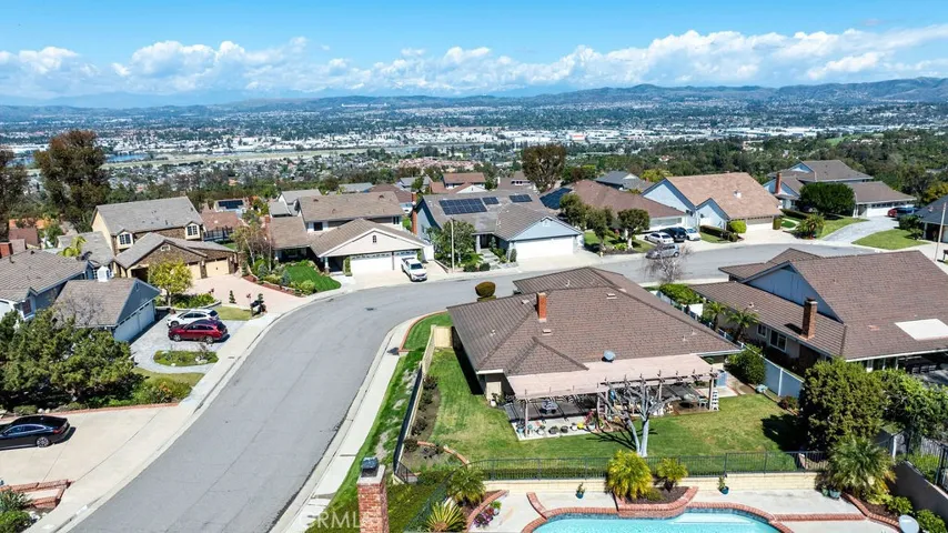 4401 Ridge Gate Rd, Anaheim Hills, California 92807