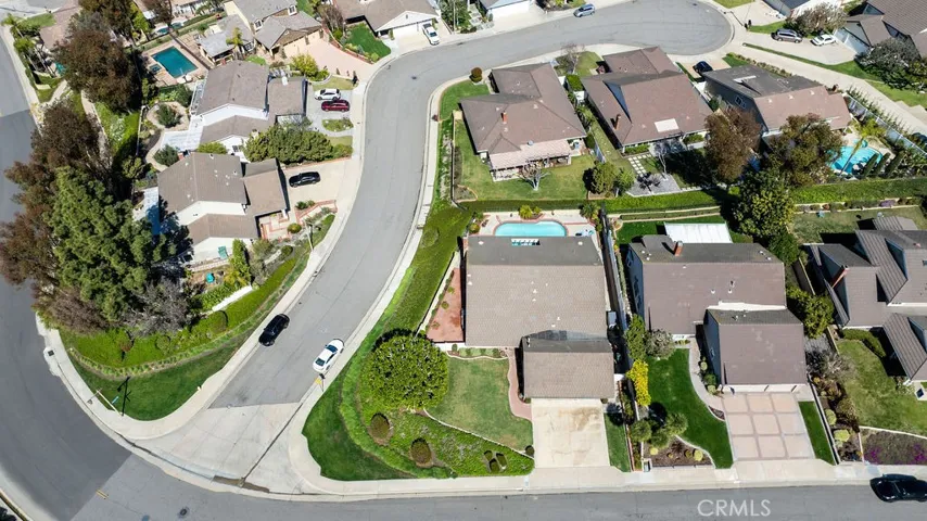 10,800 square foot lot