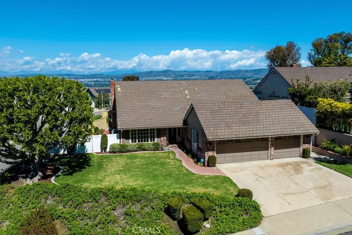 4401 Ridge Gate Rd, Anaheim Hills, California 92807