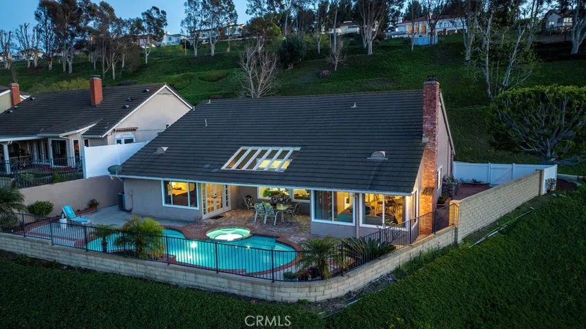 4401 Ridge Gate Rd, Anaheim Hills, California 92807