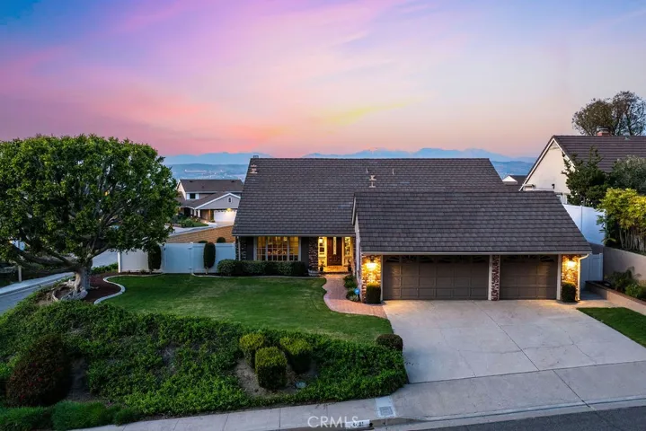 4401 Ridge Gate Rd, Anaheim Hills, California 92807