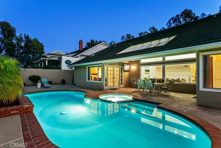 4401 Ridge Gate Rd, Anaheim Hills, California 92807