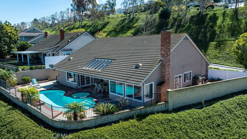 4401 Ridge Gate Rd, Anaheim Hills, California 92807
