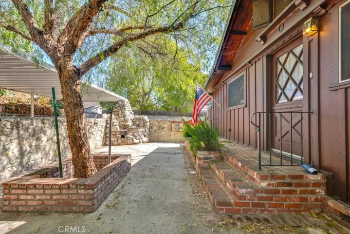 4930 Fulton Avenue, Sherman Oaks, California 91423