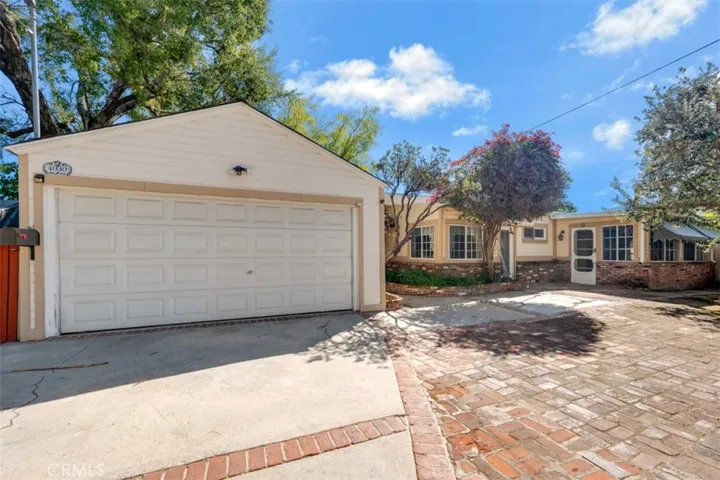 4930 Fulton Avenue, Sherman Oaks, California 91423