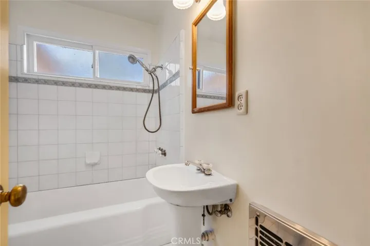 4930 Fulton Avenue, Sherman Oaks, California 91423