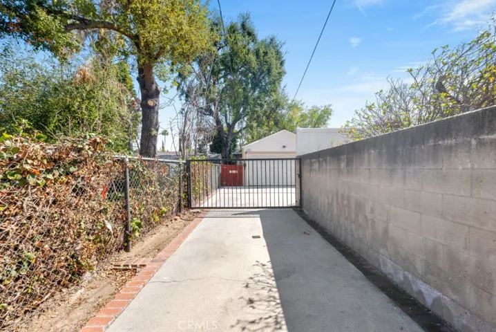 4930 Fulton Avenue, Sherman Oaks, California 91423