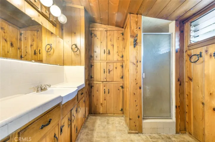4930 Fulton Avenue, Sherman Oaks, California 91423
