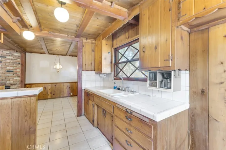 4930 Fulton Avenue, Sherman Oaks, California 91423