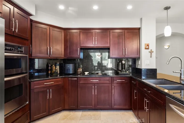 Stainless steel appliances and lots of storage.