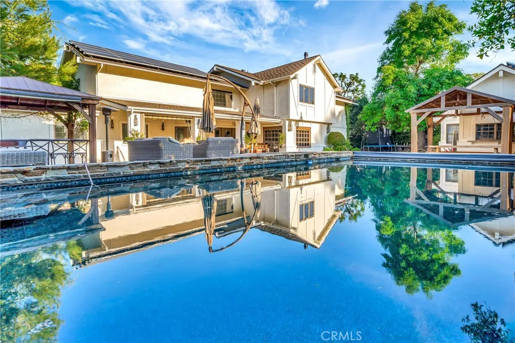 5441 Calvin Avenue, Tarzana, California 91356 home-pic-35