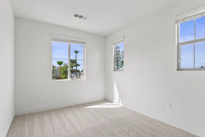 100 S Auburn Heights Ln, Anaheim Hills, California 92807