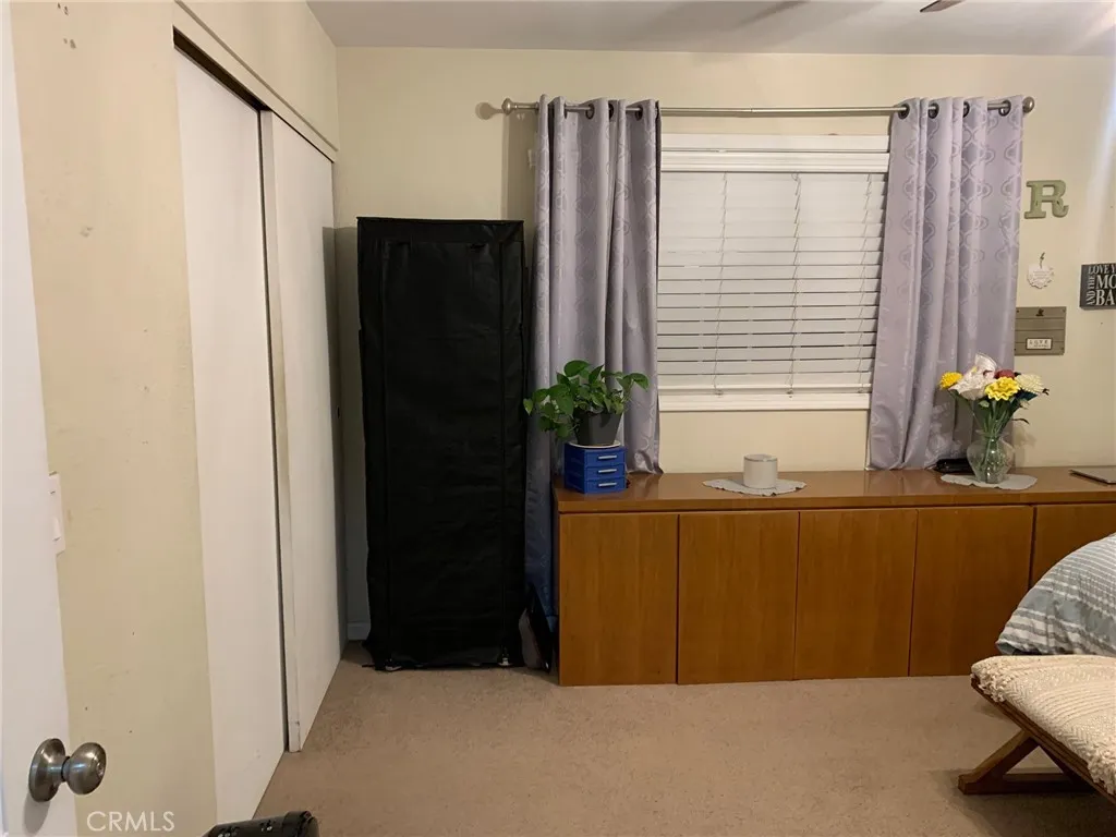 10316 S San Pedro Street, Los Angeles, California 90003 home-pic-32