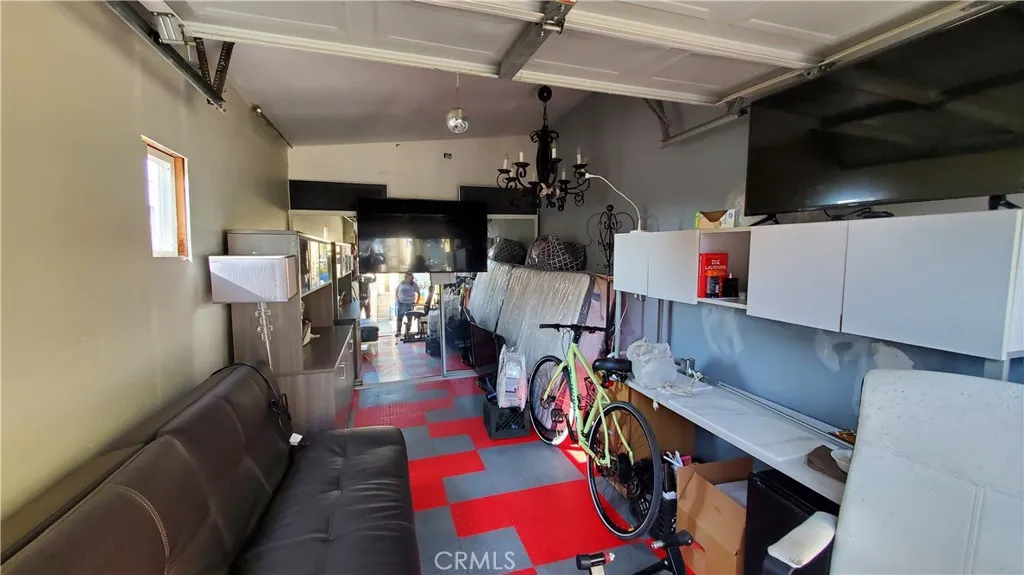 1713 S Berendo Street, Los Angeles, California 90006 home-pic-14