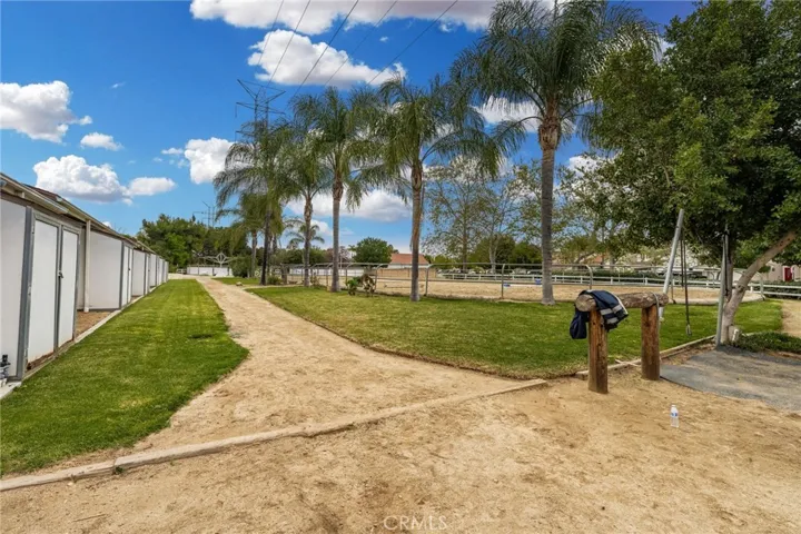 559 Conestoga Road, San Dimas, California 91773