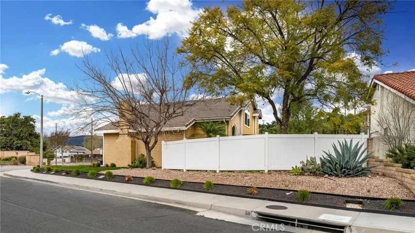 559 Conestoga Road, San Dimas, California 91773