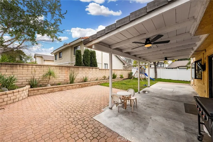 559 Conestoga Road, San Dimas, California 91773