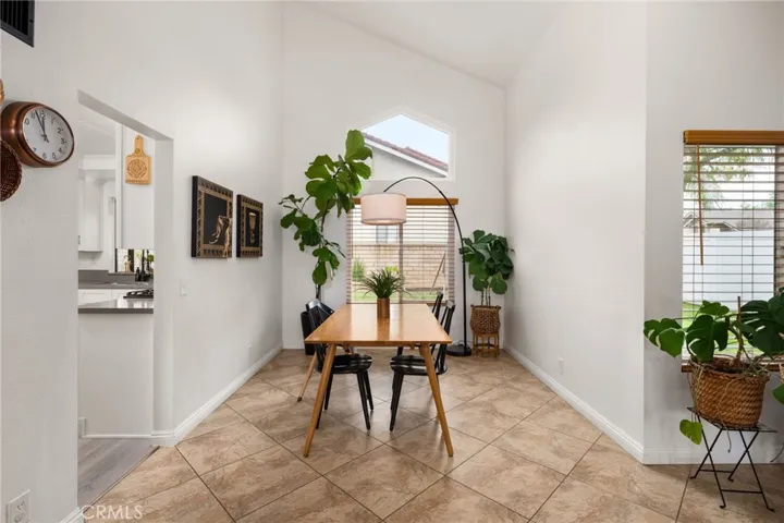 559 Conestoga Road, San Dimas, California 91773