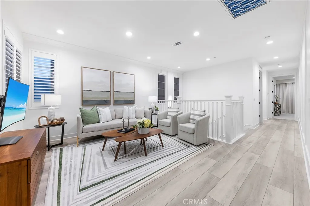 450 Chorus, Irvine, California 92618 home-pic-39