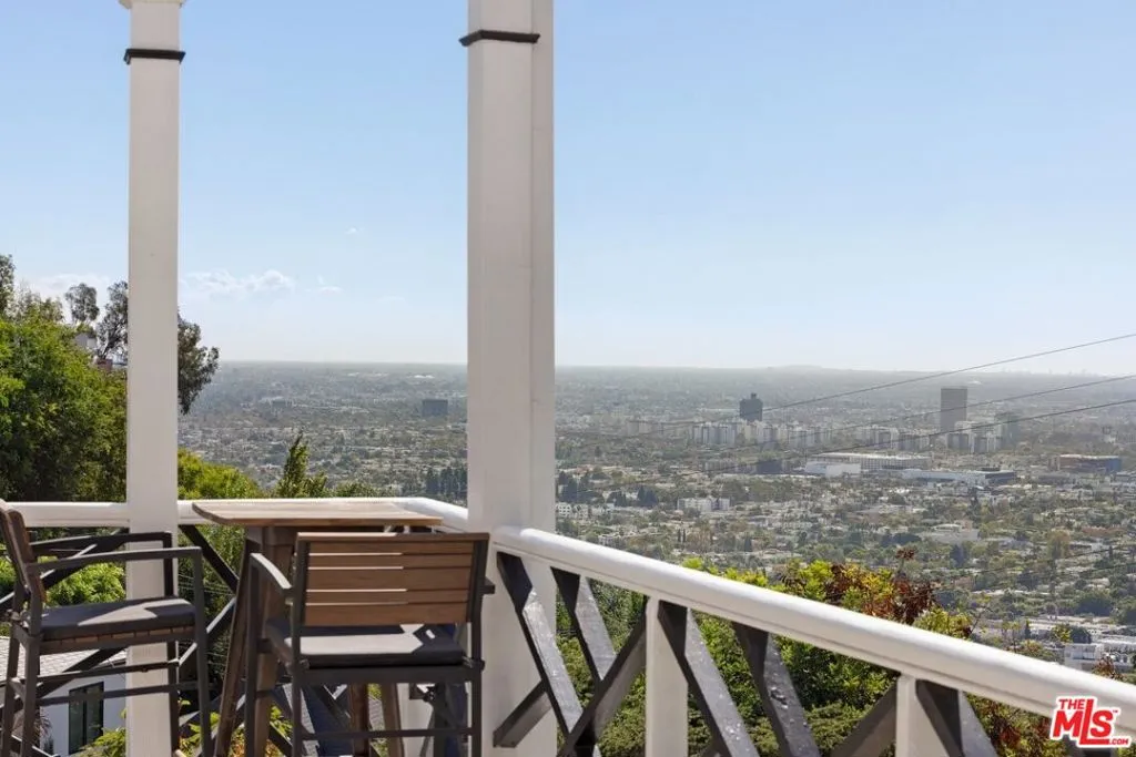 1640 N Kings Road, Los Angeles, California 90069 home-pic-21