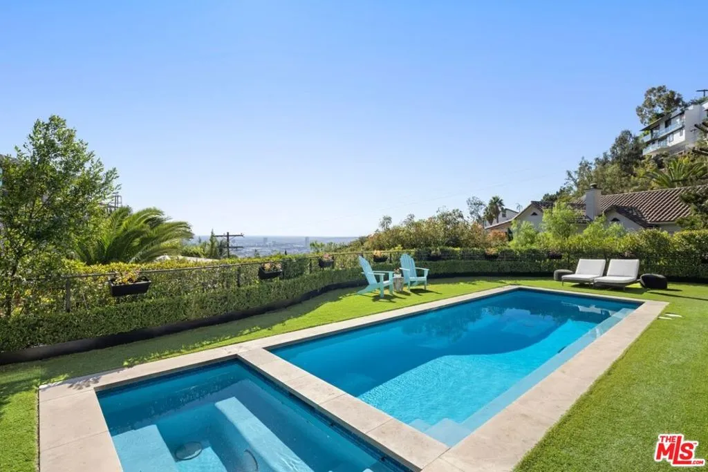 1640 N Kings Road, Los Angeles, California 90069 home-pic-2