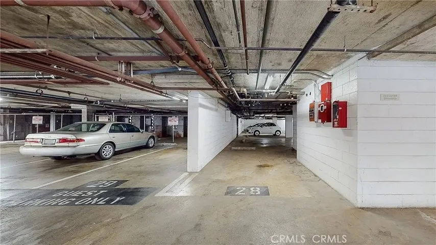 355 S Marengo Avenue 204, Pasadena, California 91101