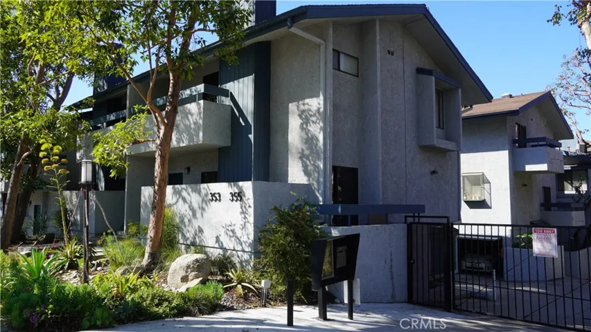 355 S Marengo Avenue 204, Pasadena, California 91101