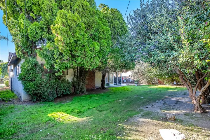 8472 Delco Avenue, Winnetka, California 91306