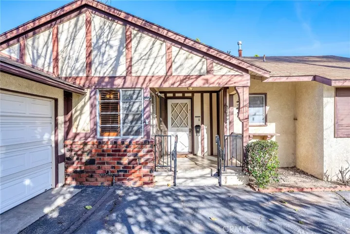 8472 Delco Avenue, Winnetka, California 91306