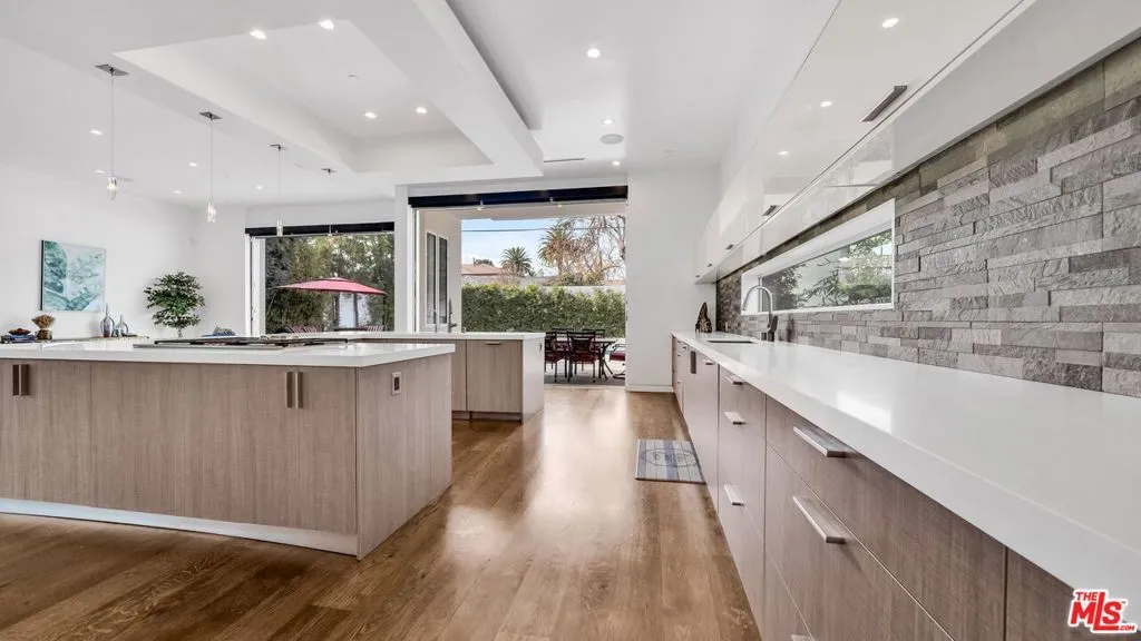 507 N Gardner Street, Los Angeles, California 90036 home-pic-22