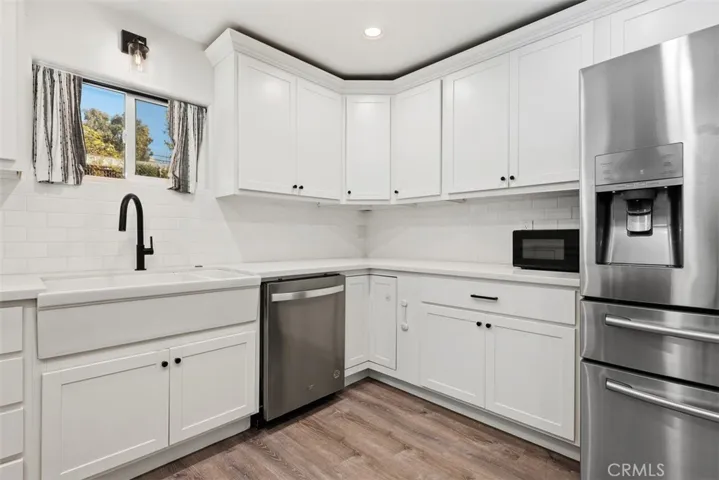 1840 Gum Tree Lane B, Fallbrook, California 92028