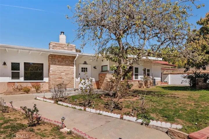 1840 Gum Tree Lane B, Fallbrook, California 92028