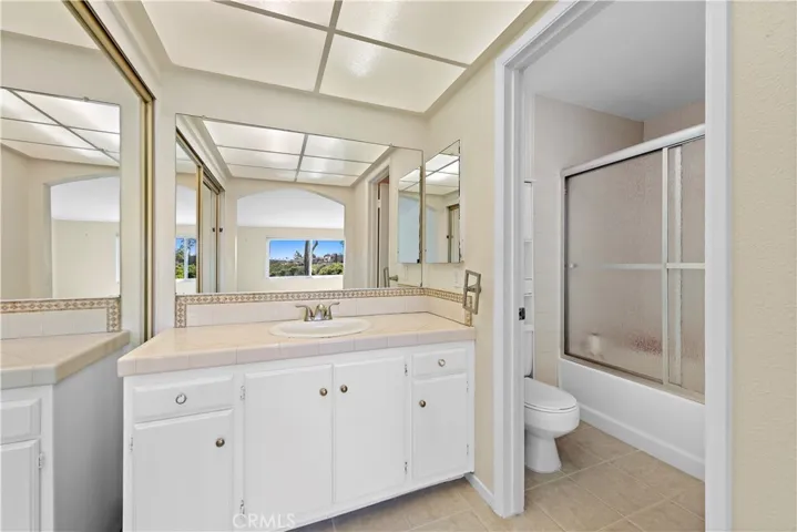 304 Vista Madera, Newport Beach, California 92660