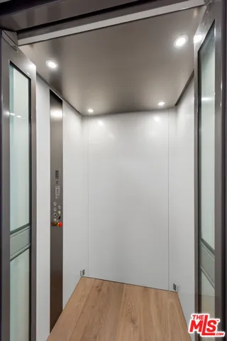 Private Elevator to Private Rooftop