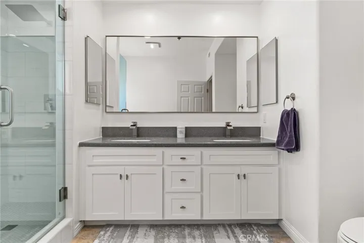 Dual Vanity in Primary Ensuite.
