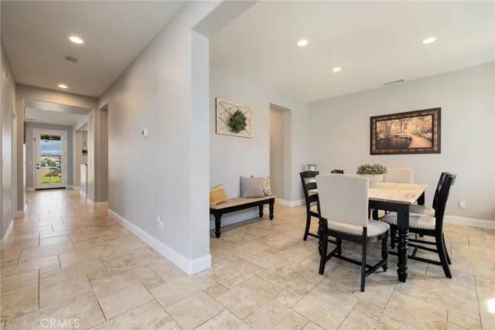 Access to dining room