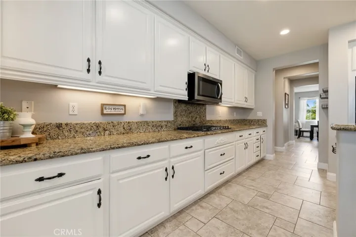 29844 Twin Lakes Road, Menifee, California 92585