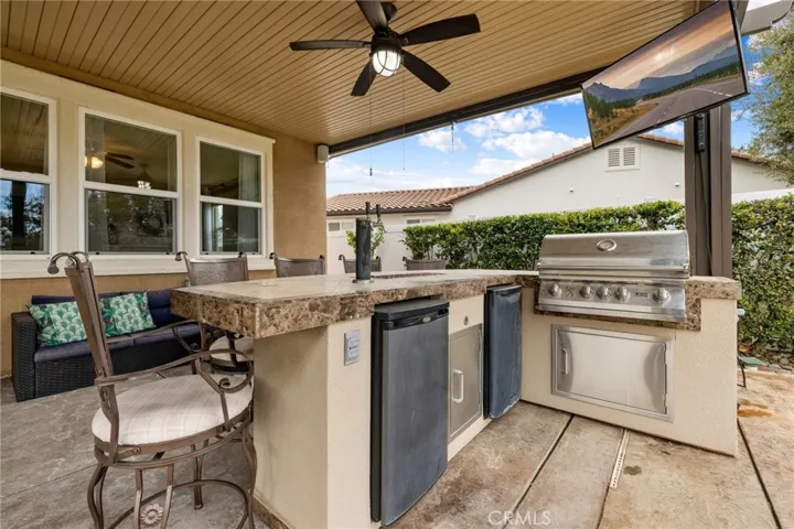 29844 Twin Lakes Road, Menifee, California 92585