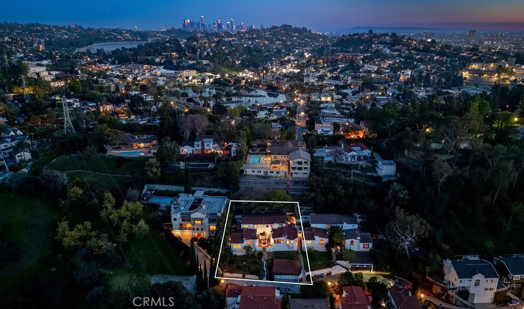 3700 Arbolada Road, Los Feliz, California 90027 home-pic-44