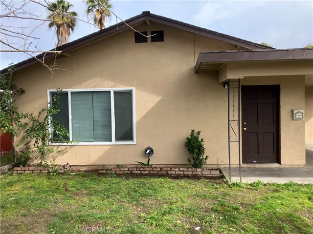 557 Barney Street, Merced, California 95340
