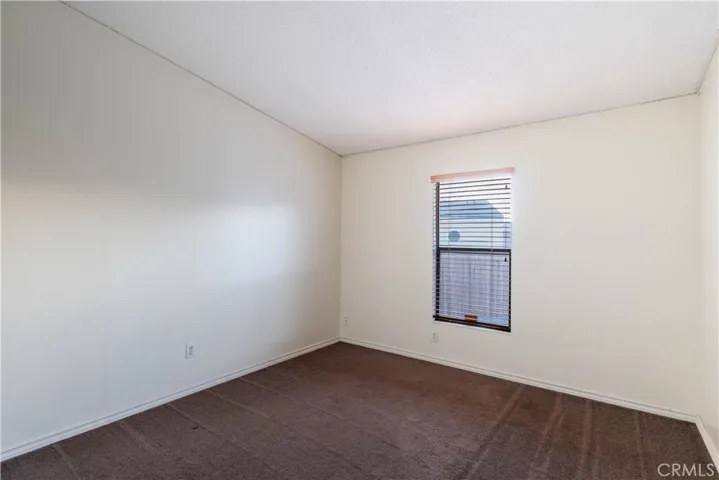 20843 Waalew Road C8, Apple Valley, California 92307