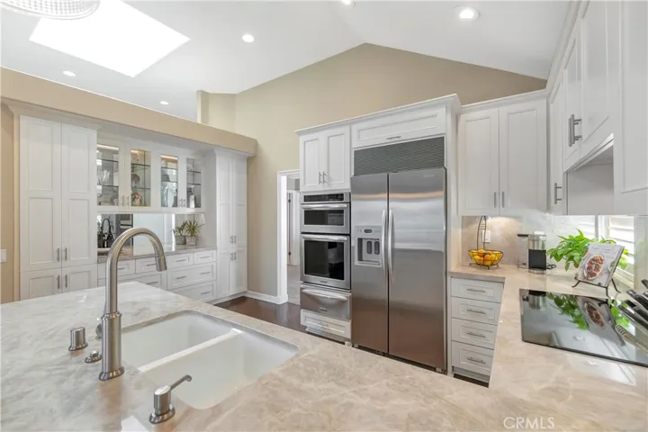 6203 Cordoba Court, Long Beach, California 90803