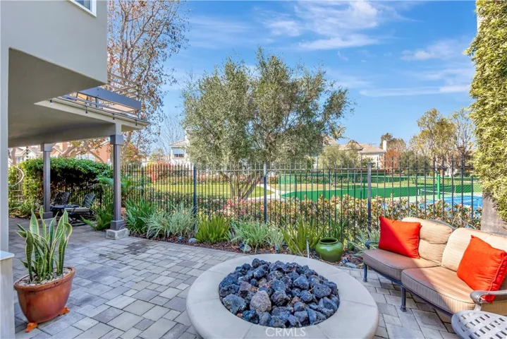 6203 Cordoba Court, Long Beach, California 90803
